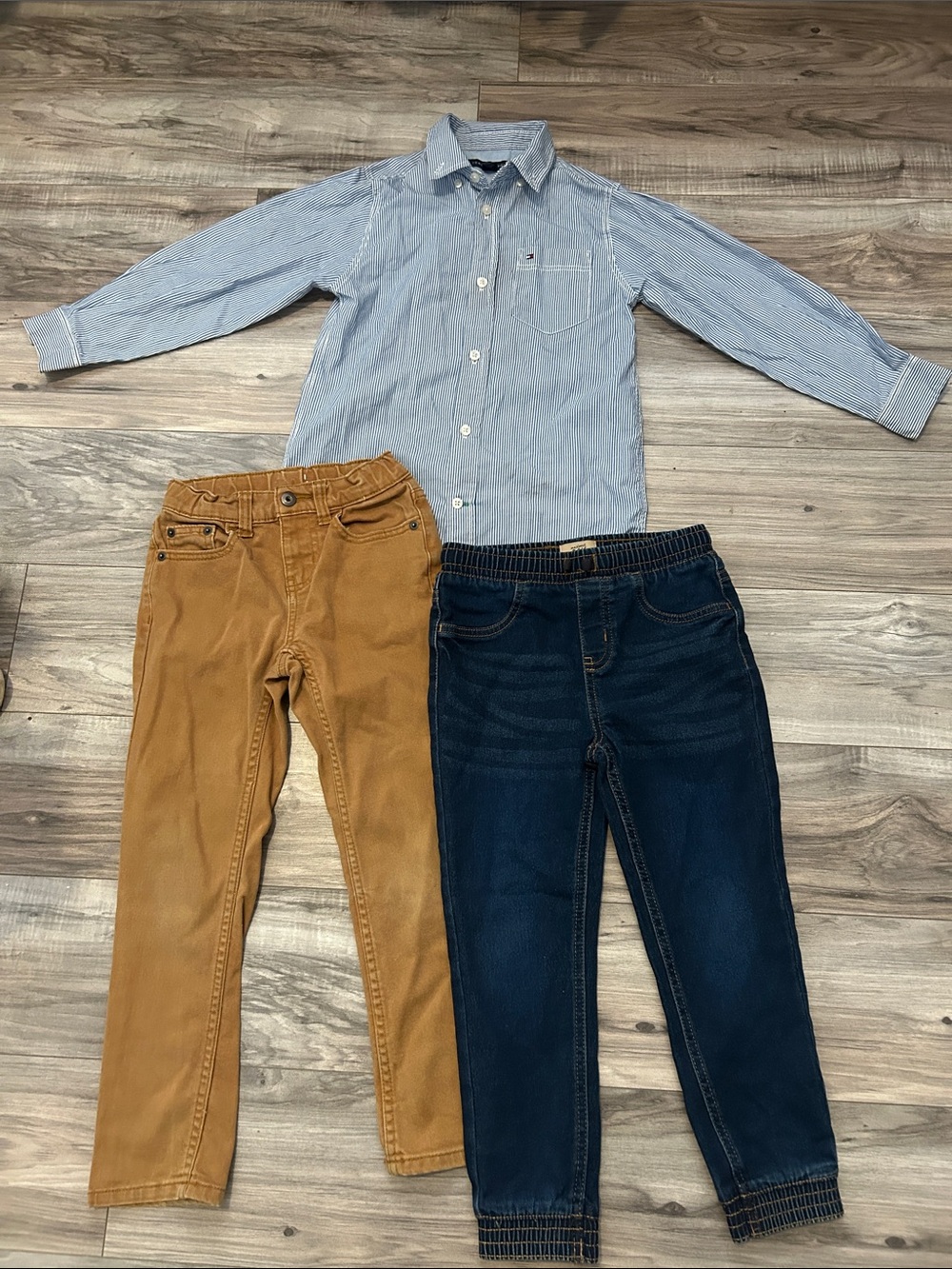 Tommy Hilfiger Light Blue Striped Button-Down Shirt + 2 pair of jeans size 6-7